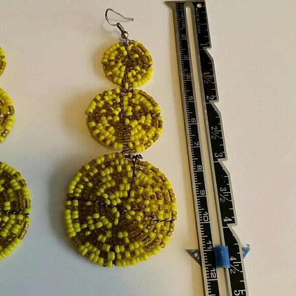 Unique Vintage Yellow Beaded Earrings. 0 - Picture 6 of 6